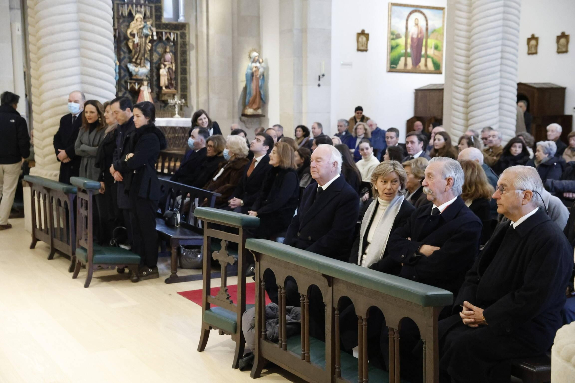 El funeral por el gijonés Ignacio Figaredo, en imágenes