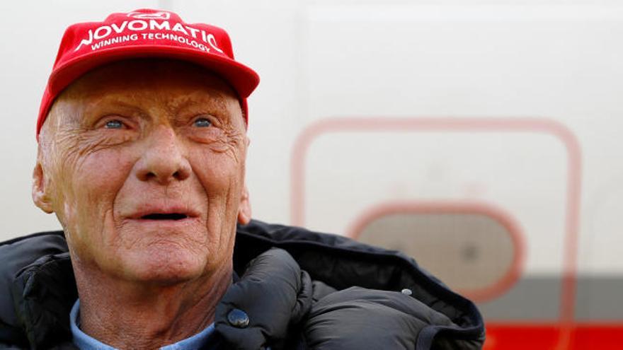 Niki Lauda, en cuidados intensivos debido a una gripe