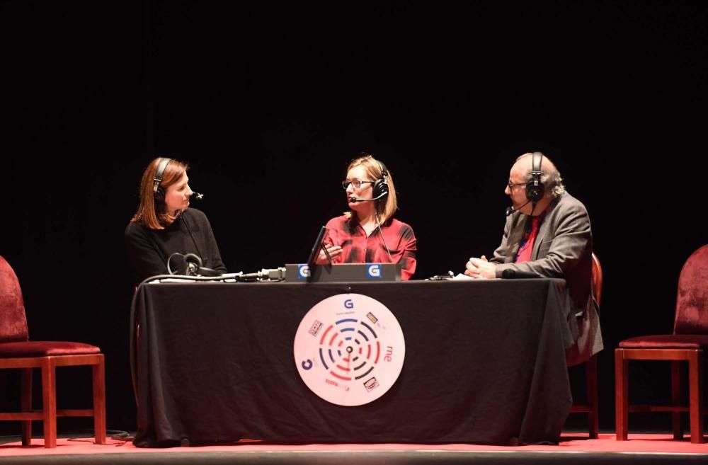 La cuarta edición del programa de radio en directo que organizan profesionales de siete emisoras de la ciudad recauda fondos para la Asociación Gallega de Ludópatas Rehabilitados, Agalure.