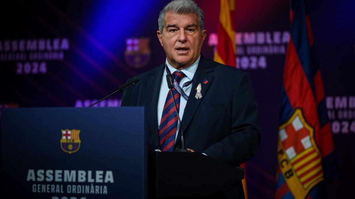 Joan Laporta, en su discurso ante la asamblea de compromisarios del Barça en el Auditori 1899 del Camp Nou.
