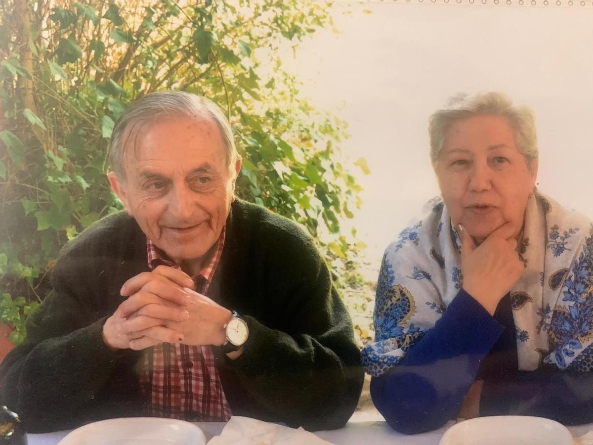 Anselmo  Montero, junto a su esposa María de la Soledad Martíin.