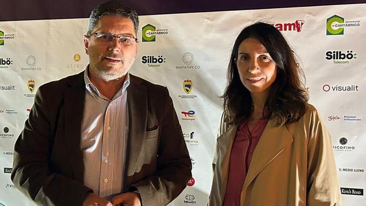 Lorena Cotarelo y Toño Migoya.