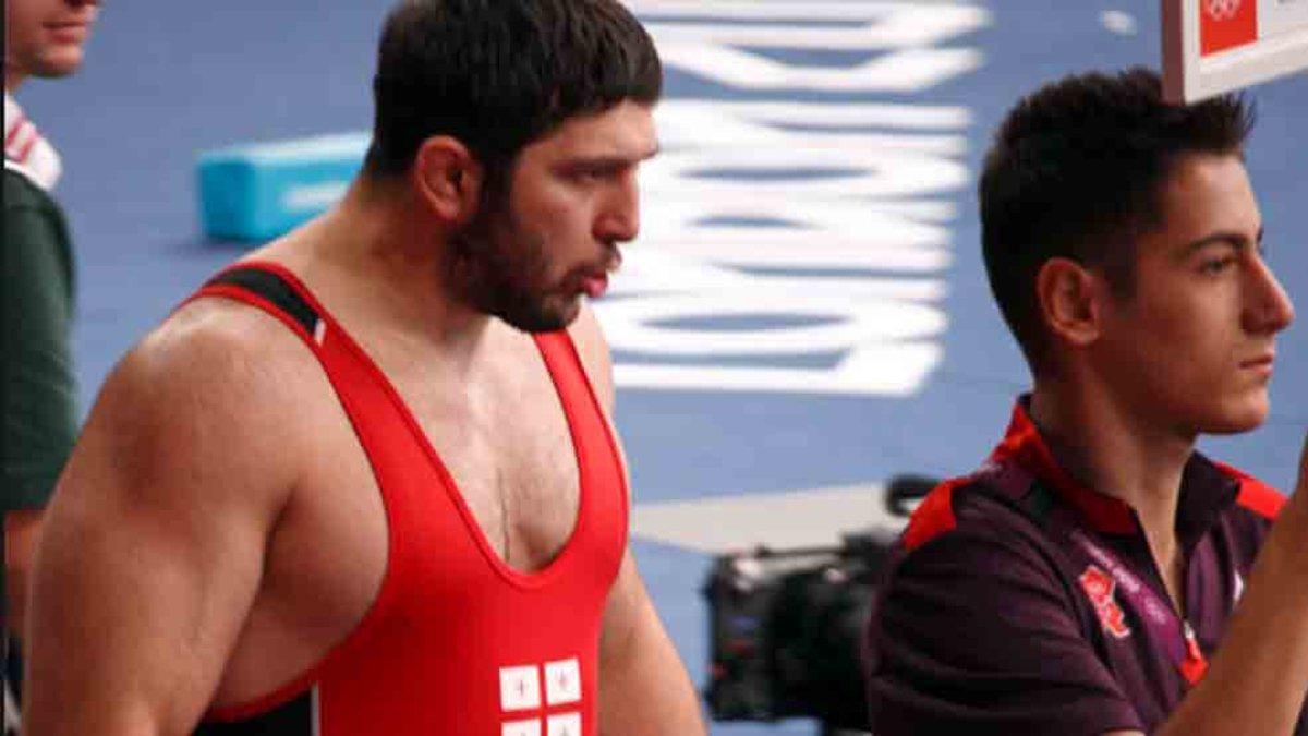 El luchador Modzmanashvili pierde su medalla de plata de Londres 2012