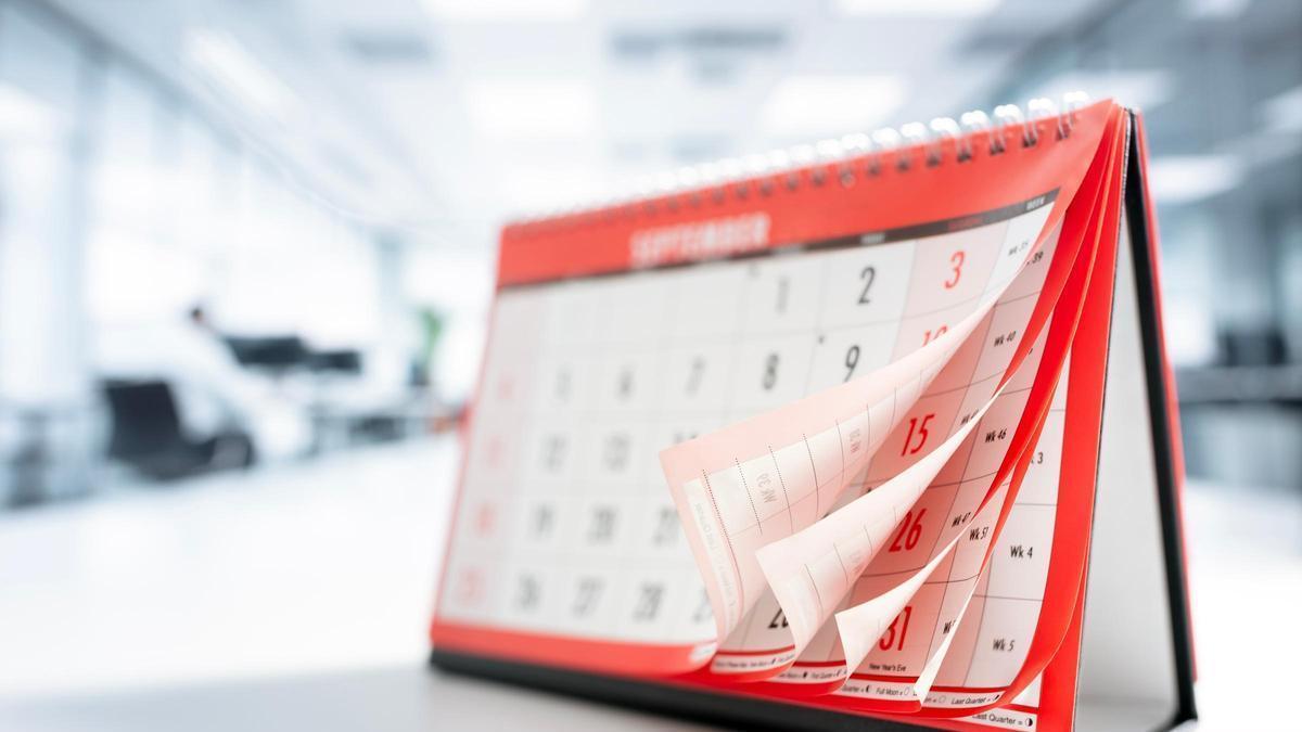 Cómo se escriben los meses, los días de la semana y las estaciones del año.