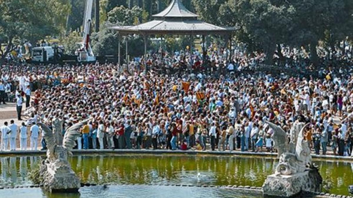 Acto de la Diada del 2007 en el espacio donde irá el monumento.