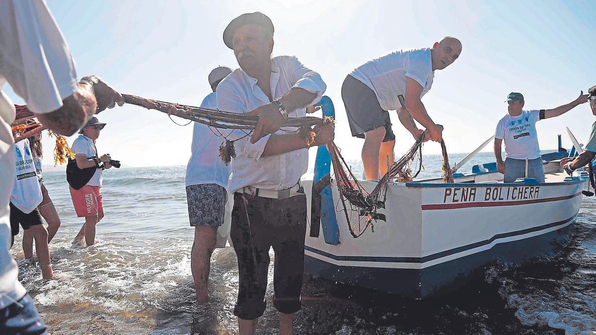 Sacando el copo en Los Boliches, el año pasado.