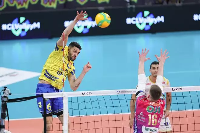 Punto y final a una Champions de cine para el CV Guaguas (3-0)