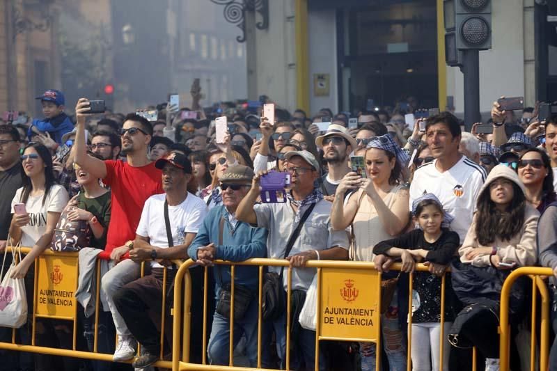 Búscate en la mascletà del 16 de marzo