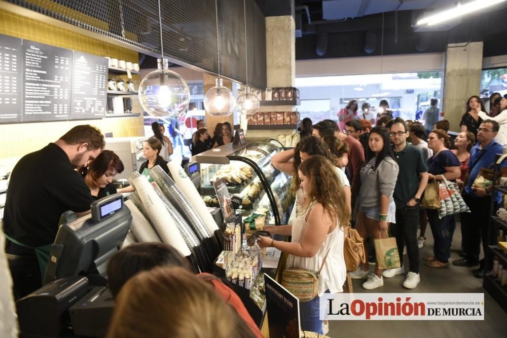 Starbucks abre sus puertas en la Gran Vía de Murci