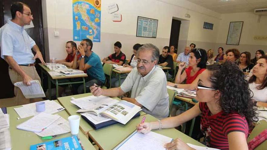 Denuncian las &quot;insuficientes&quot; instalaciones de la Escuela de Idiomas de Badajoz