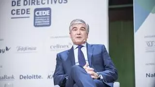El Gobierno impone a BlackRock no sacar de bolsa a Naturgy, no vender sus redes y mantener la sede y gran parte del empleo en España