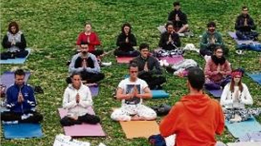 Un moment de la «masterclass» organitzada ahir al parc del Migdia.