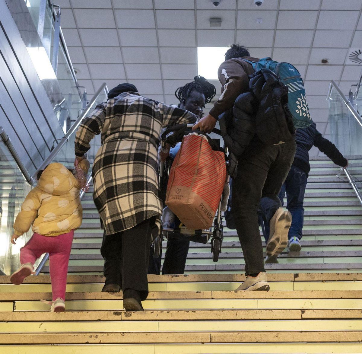 Rodalies promet que a finals d’any estaran reparats el 90% d’escales i ascensors