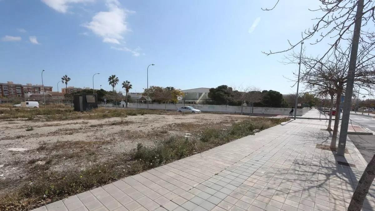 Algunos de los terrenos del barrio de Rabasa que ya son propiedad del EVha y en los que podría construirse.