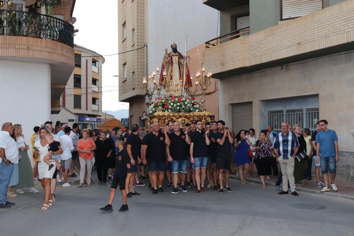 Procesión de San Agustín por las calles de Fuente Álamo