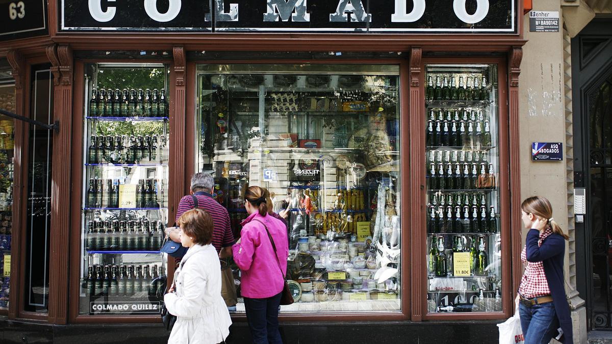 Queviures Muria, un establecimiento centenario en el centro de l'Eixample de Barcelona.