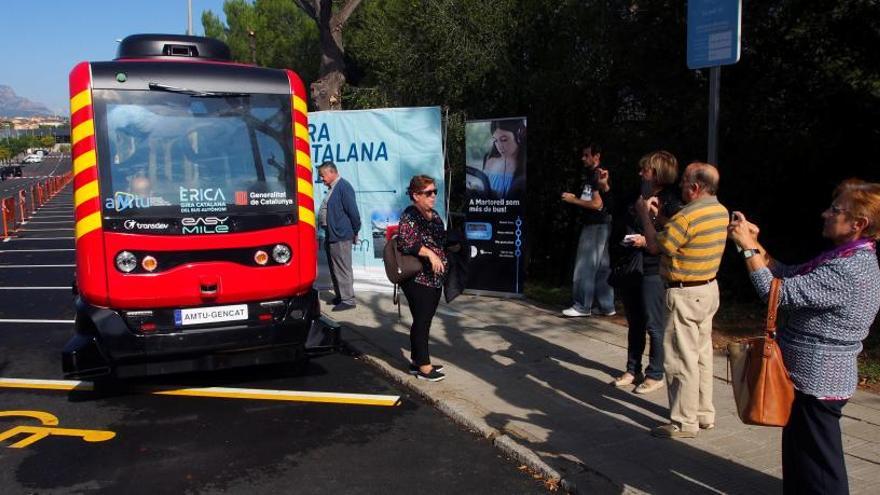 L&#039;ÈRICA, el bus sense conductor, en la prova de Martorell