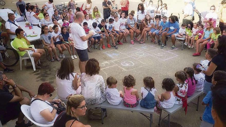 Acto solidario en Santa Eulalia de Tábara con África como protagonista de &quot;La princesa sin palabras&quot;.