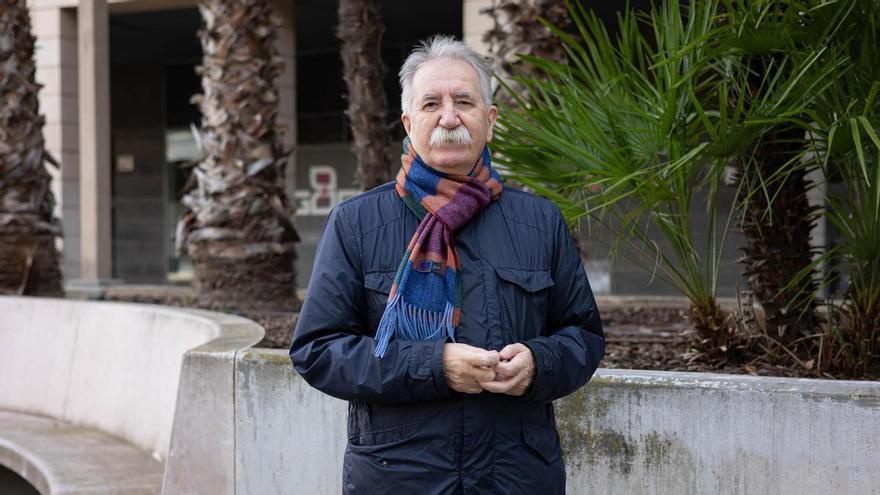 El escritor y político Javier Fernández: "Que los jóvenes crean que sería mejor una dictadura es una barbaridad"