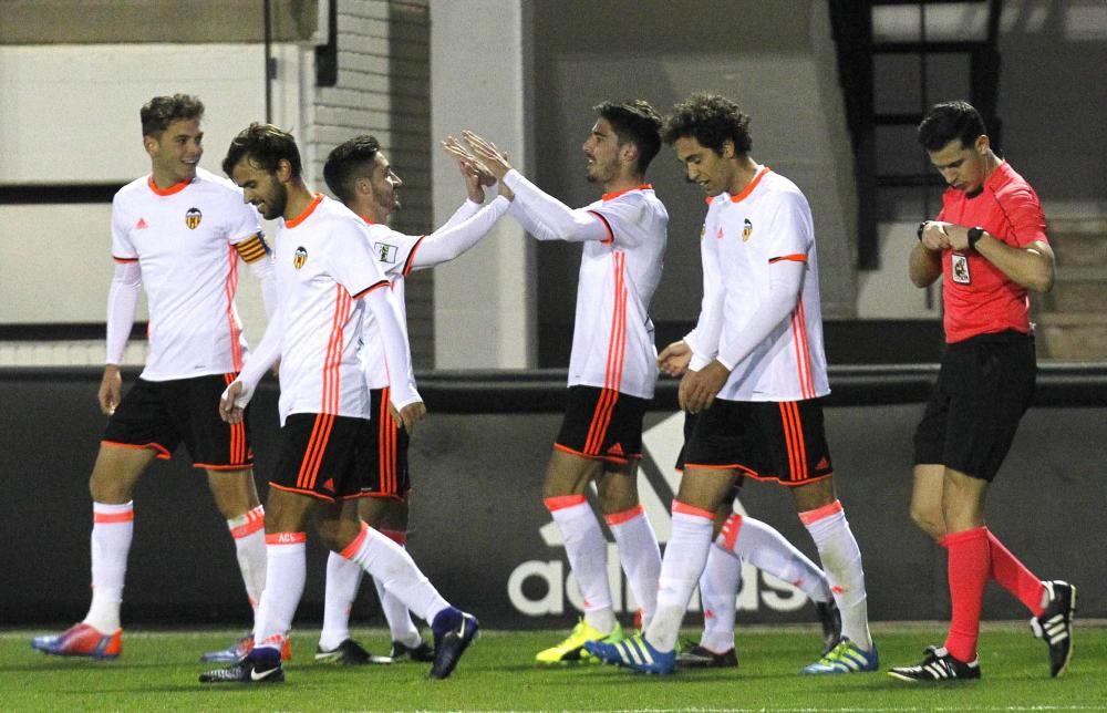 Las mejores imágenes del Valencia Mestalla - Espanyol B