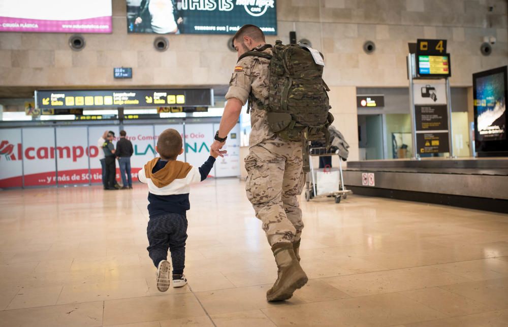 Regreso de militares en misión en Irak