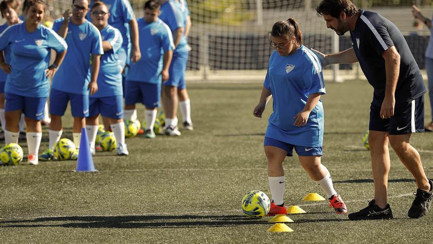 El Málaga CF Genuine ya suda la camiseta