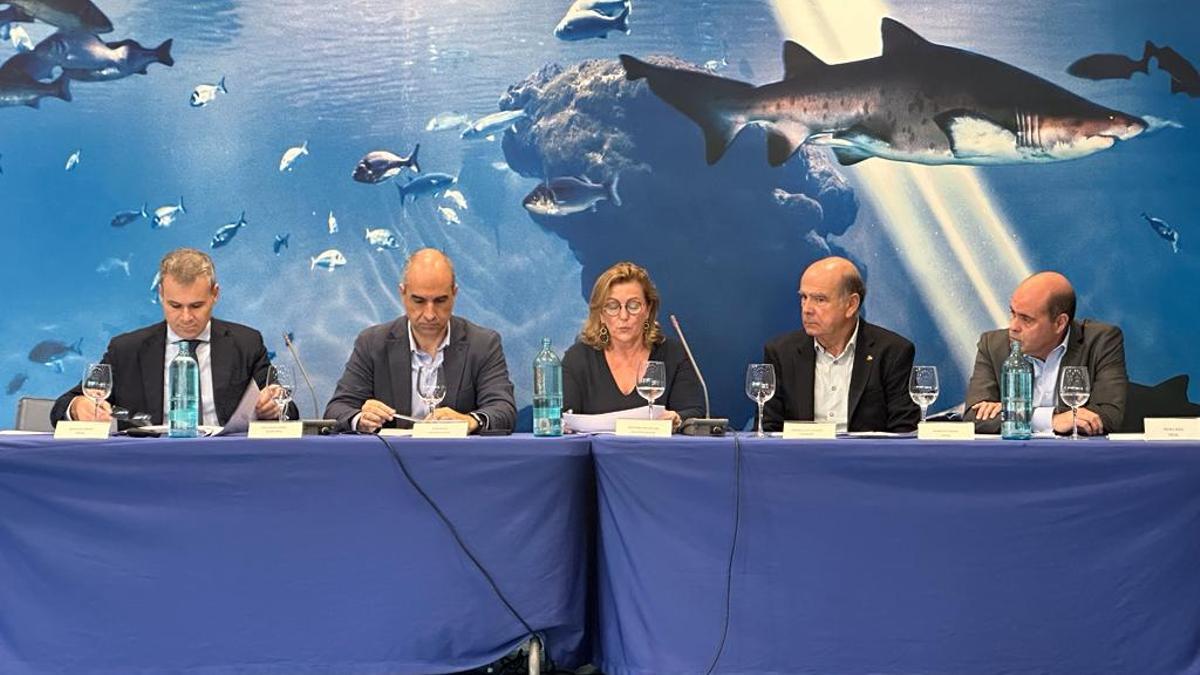 Representantes de Abactur en su asamblea general celebrada este miércoles en el Palma Aquarium.