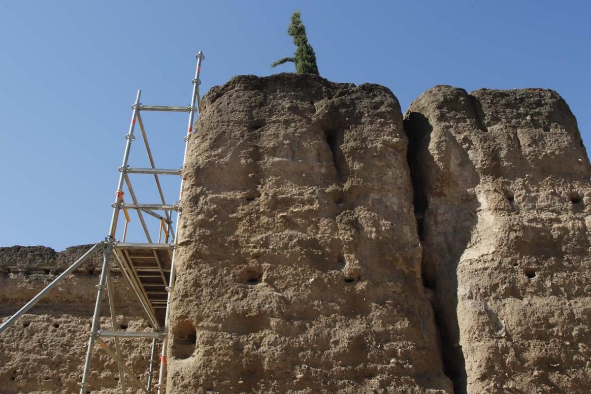 Fotogalería: Avanzan las obras de la muralla del Marrubial.