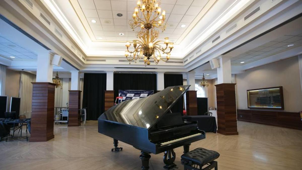 Un piano desconocido de gran talla