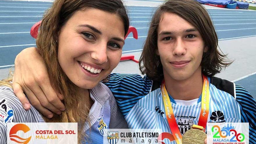 Iván Gálvez en la celebración de su medalla