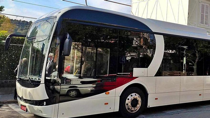 El bus elèctric que oferirà el servei Esparreguera-Olesa | TGO DX