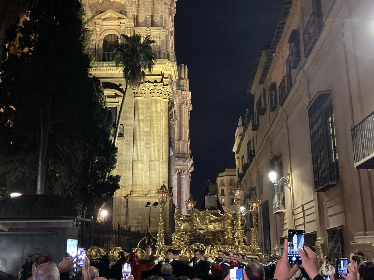 El Coronado de Espinas en su paso por Santa María