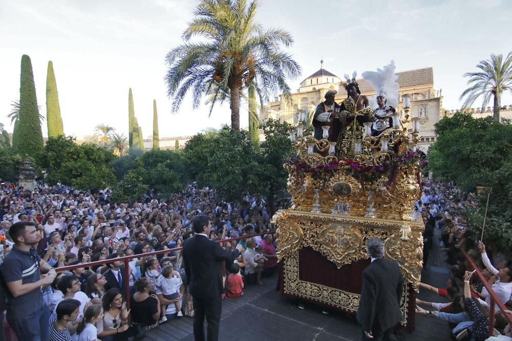 Jesús de la Humildad y Paciencia en Su salida extraordinaria