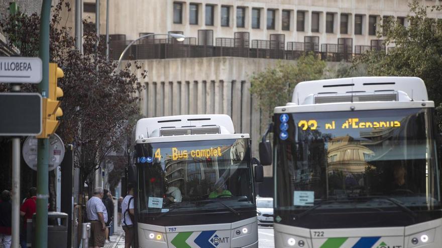Inmovilizados entre 50 y 80 autobuses de la EMT de Palma cada día por averías