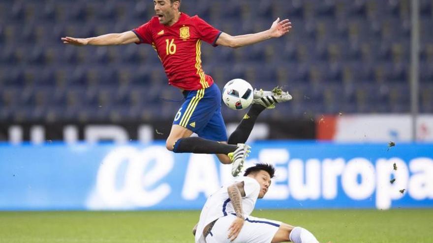 El capitán del Villarreal, Bruno Soriano, se mide a Georgia con España