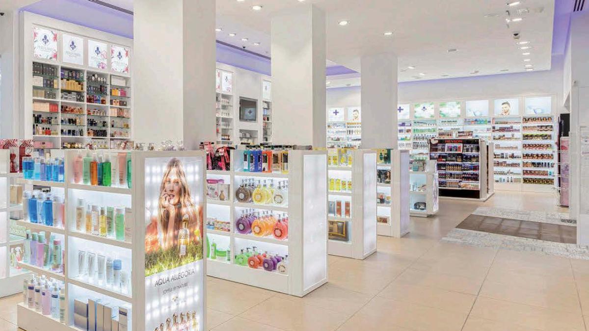 Interior de una de las tiendas Prieto.