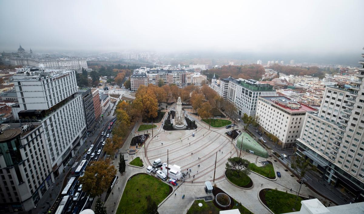 Madrid abre este lunes al público su nueva Plaza de España