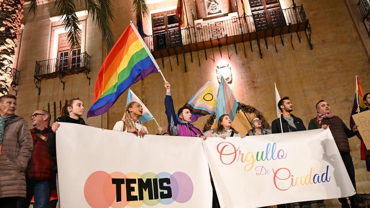 Protesta del colectivo trans en Elche el pasado 6 de febrero