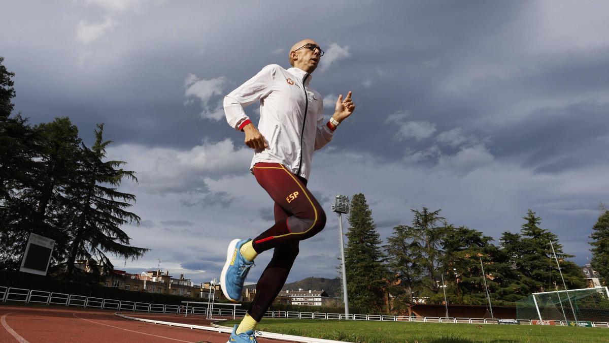 Manuel Ángel Fernández, campeón de Europa de Medio Maratón +45: "No me imagino la vida sin salir a correr"