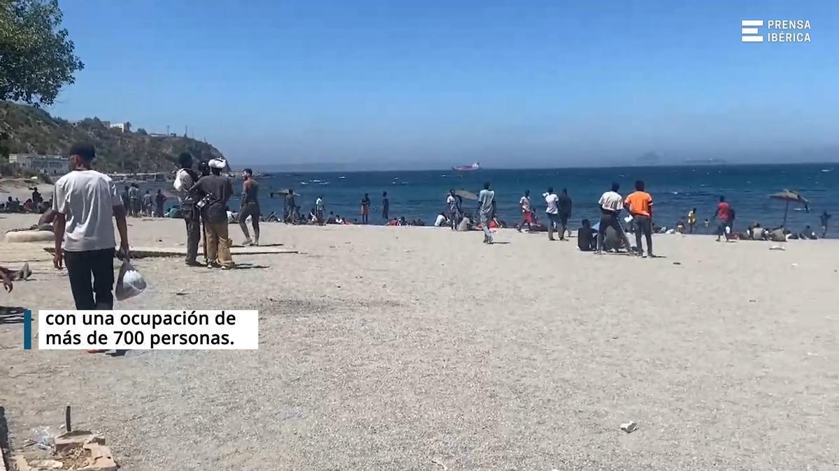 Más de un millar de migrantes aguardan a los alrededores del CETI de Ceuta