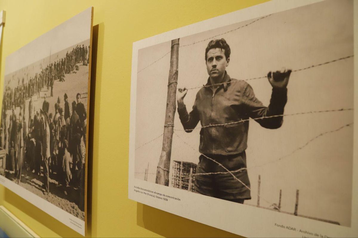 Un aviador en un campo de concentración francés, en una imagen de la exposición 'Del éxodo y del viento. Exilio español en el Magreb 1939-1962'.