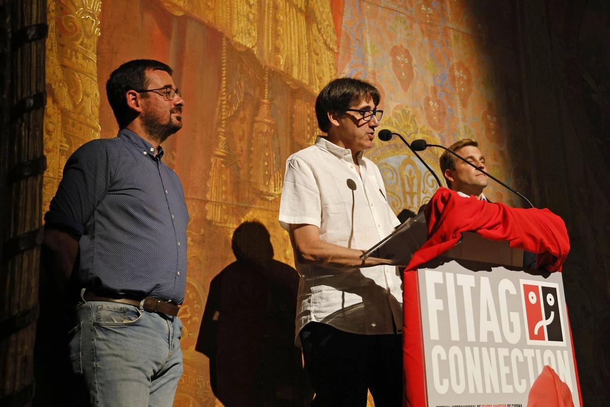 Girona. Teatre Municipal. Inauguracio 26a edicio del FITAG Festival Internacional de Teatre Amateur de Girona. Parlaments Lluc Salellas, Xavier Valenti, Jordi Camps.