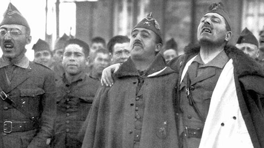 Millán-Astray junto a su amigo Franco, en una imagen de los años veinte. // FDV