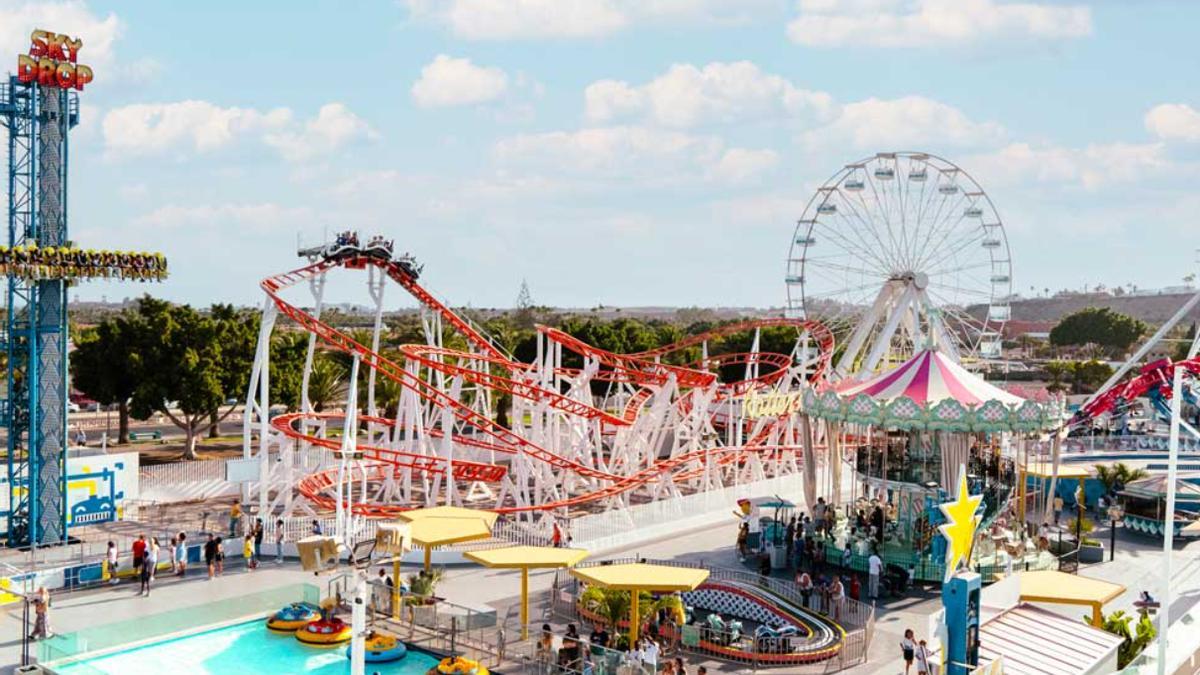 HOLIDAY WORLD MASPALOMAS La Feria de Abril llega al Holiday World