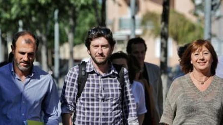 PSIB, Podemos y Més acuerdan implantar una ecotasa y pedir la apertura de Marivent