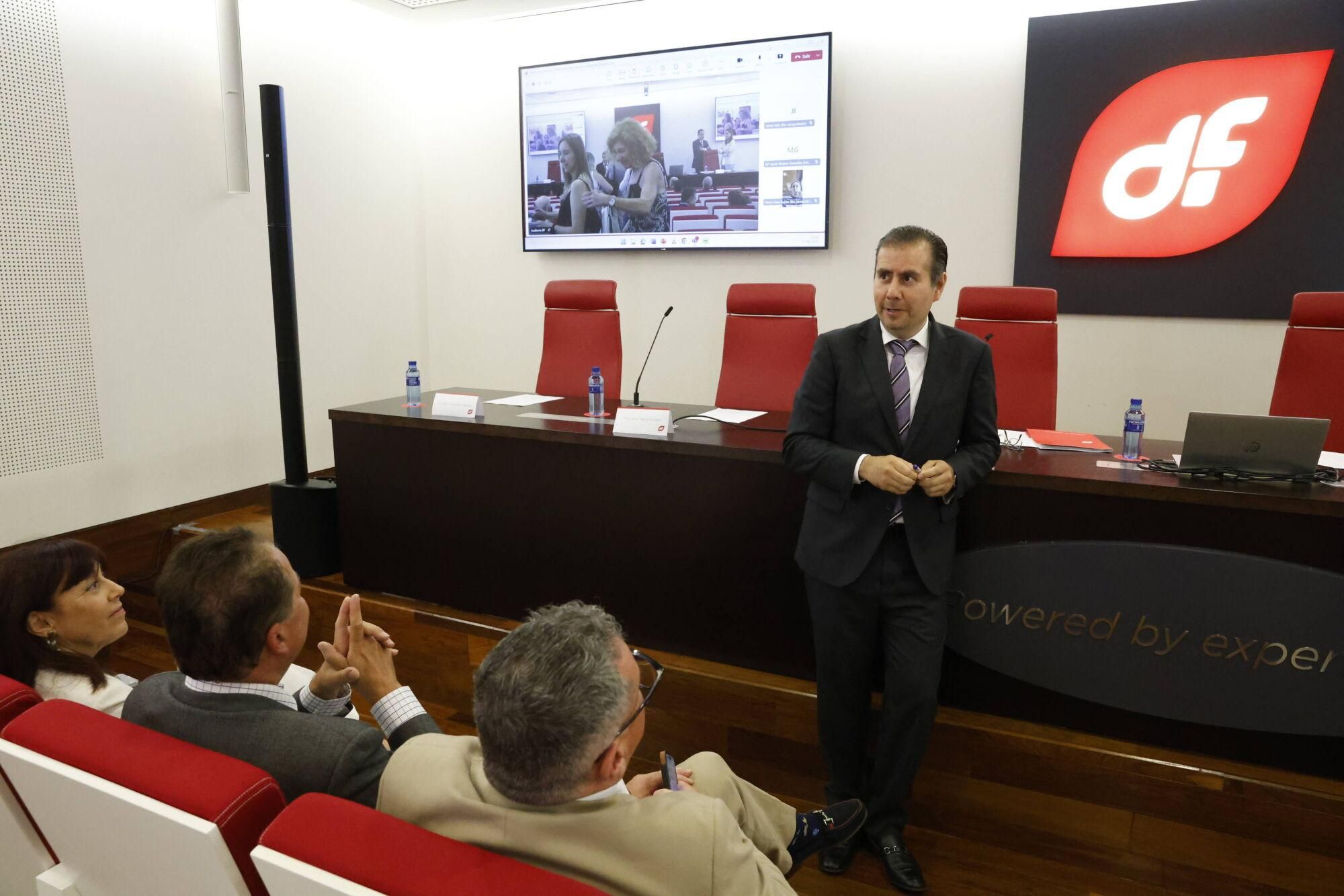 Así fue la junta general de accionistas de Duro Felguera