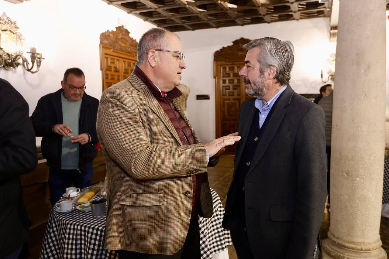 La Diputación ofrece el tradicional desayuno navideño a los medios