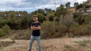 Veïns de Cubelles, preocupats per l’estat de la seva urbanització: «Vivim en un polvorí»