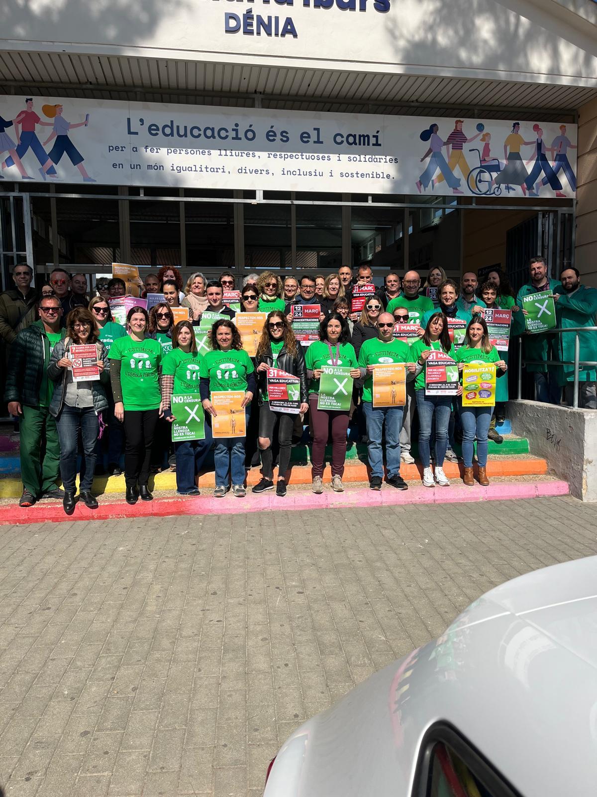 Protesta de los profesores del IES Maria Ibars, Dénia