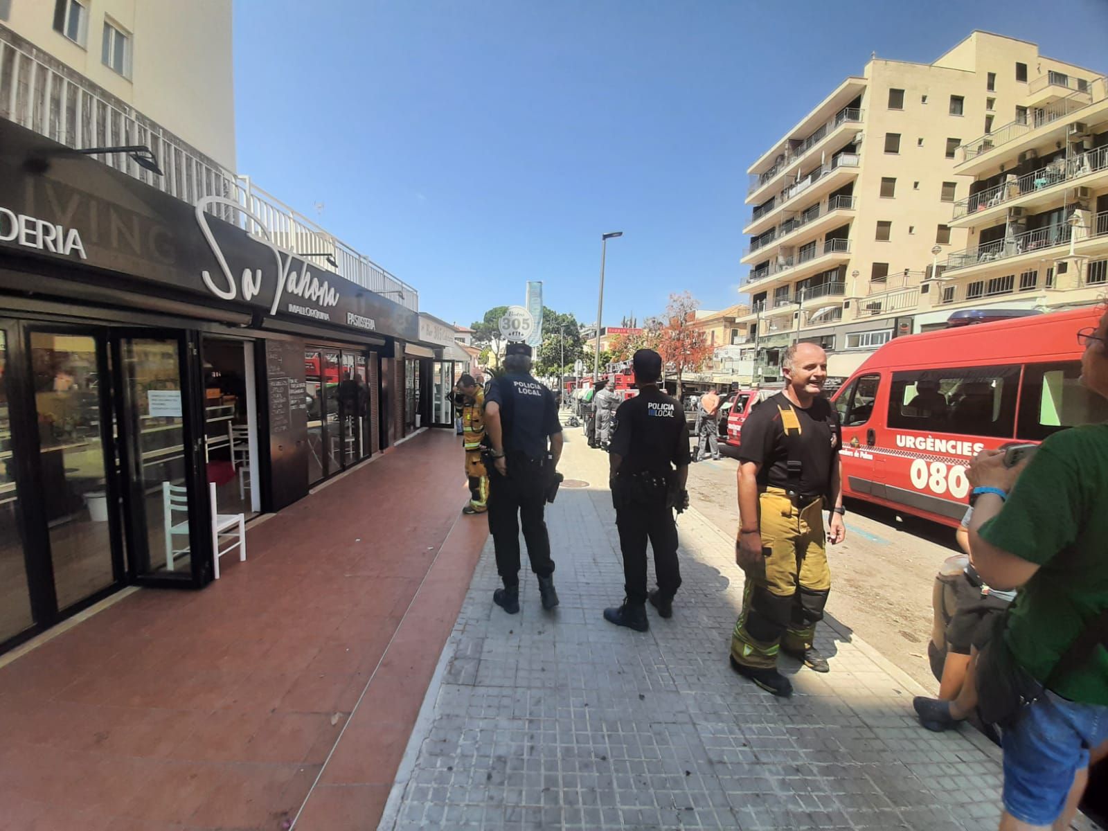 Desalojan un edificio en Palma por un incendio